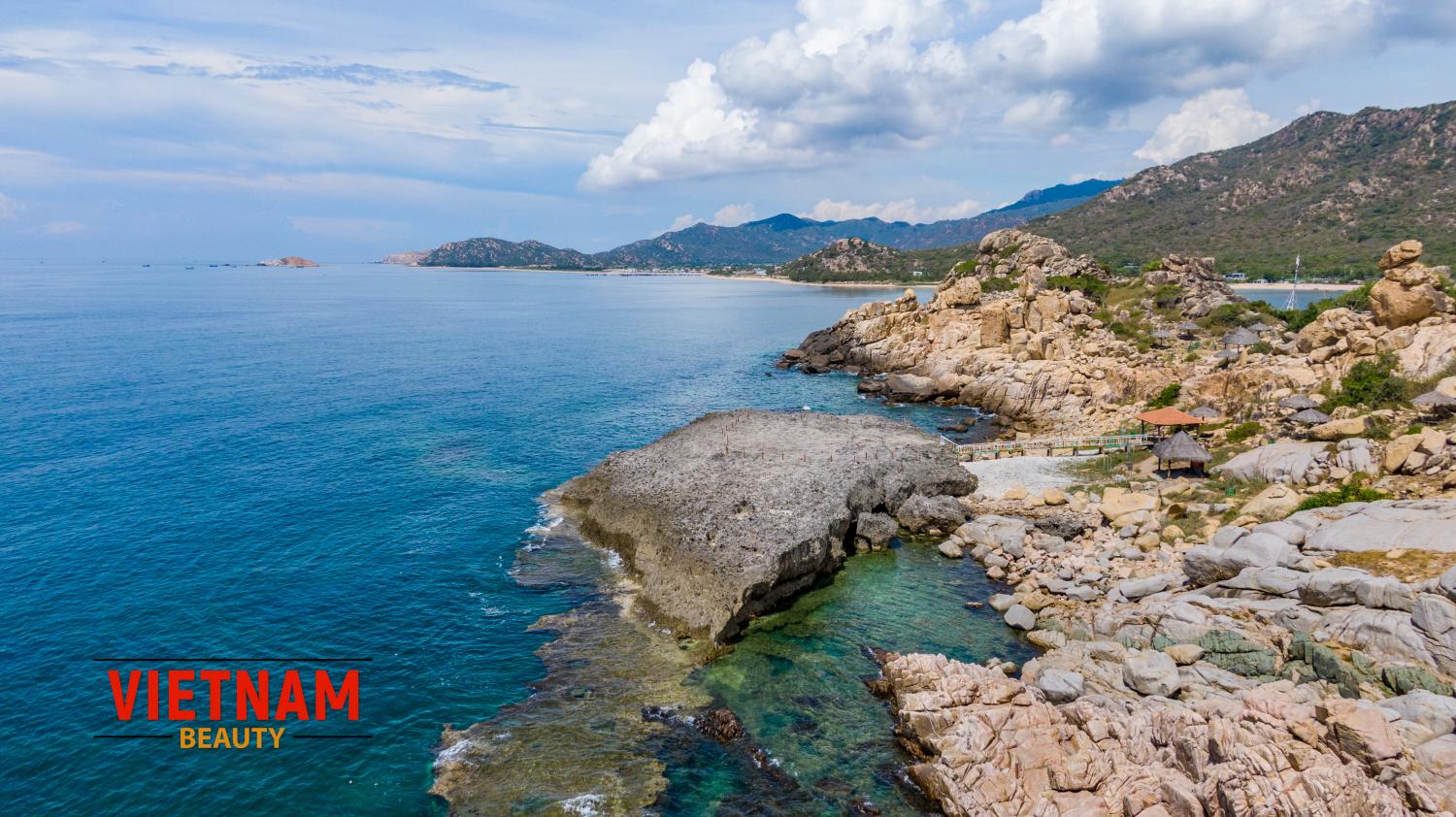 Khám phá Hang Rái Ninh Thuận – tuyệt tác thiên nhiên